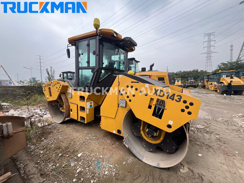 XCMG XD143 Road Roller