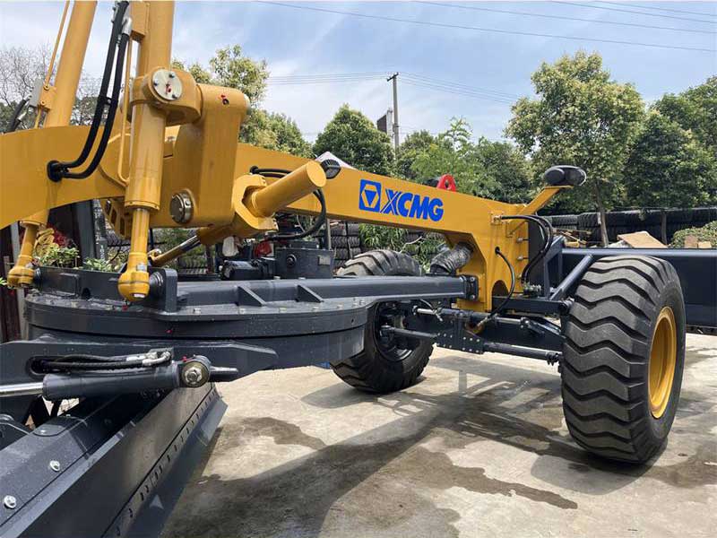 hydraulic system of XCMG GR180 motor grader