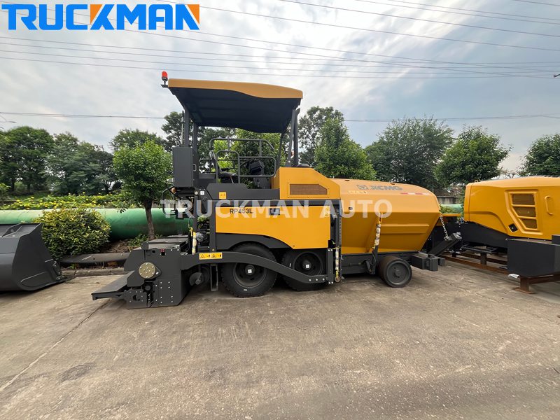 XCMG Asphalt Paver