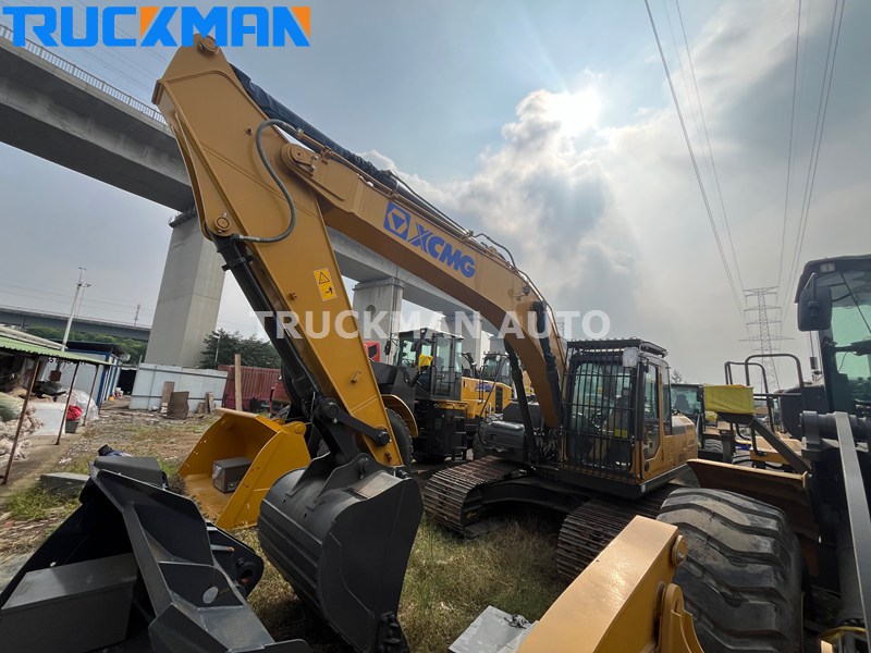 XCMG XE215C Excavator