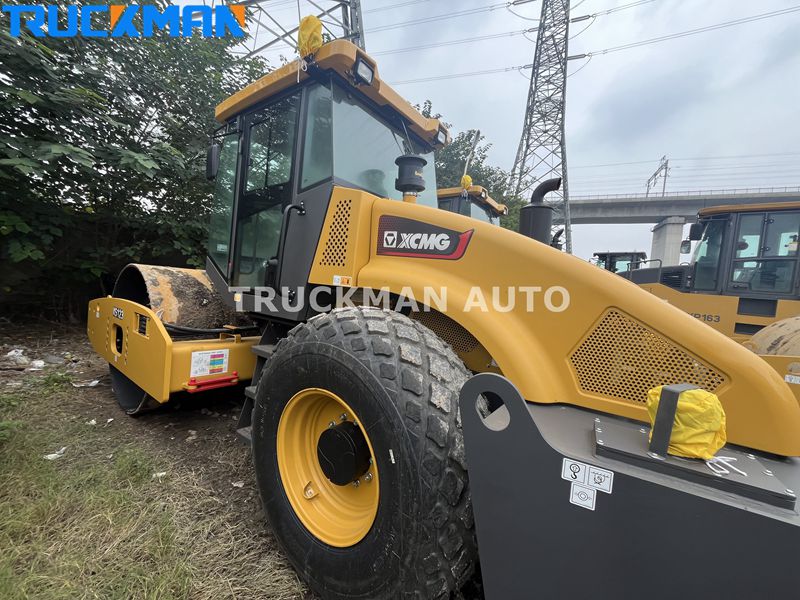 Xuzhou XS123 Road Roller Features