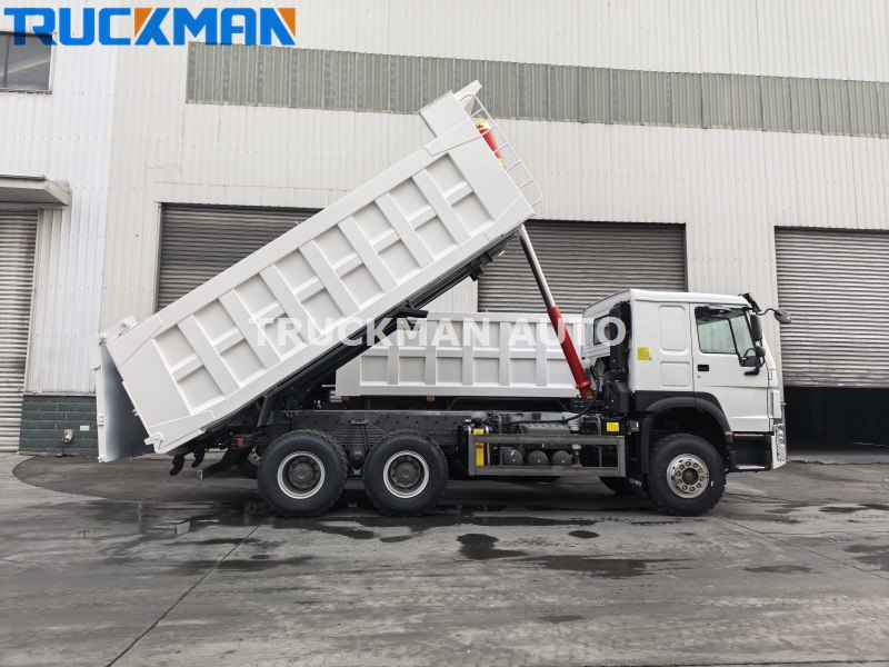 HOWO tipper truck