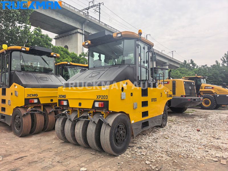 XCMG Pneumatic Tire Road Roller