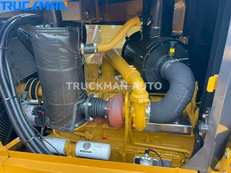 SEM 824F Bulldozer
