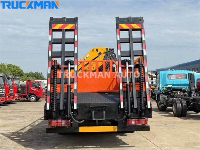 HOWO Mounted Crane Truck