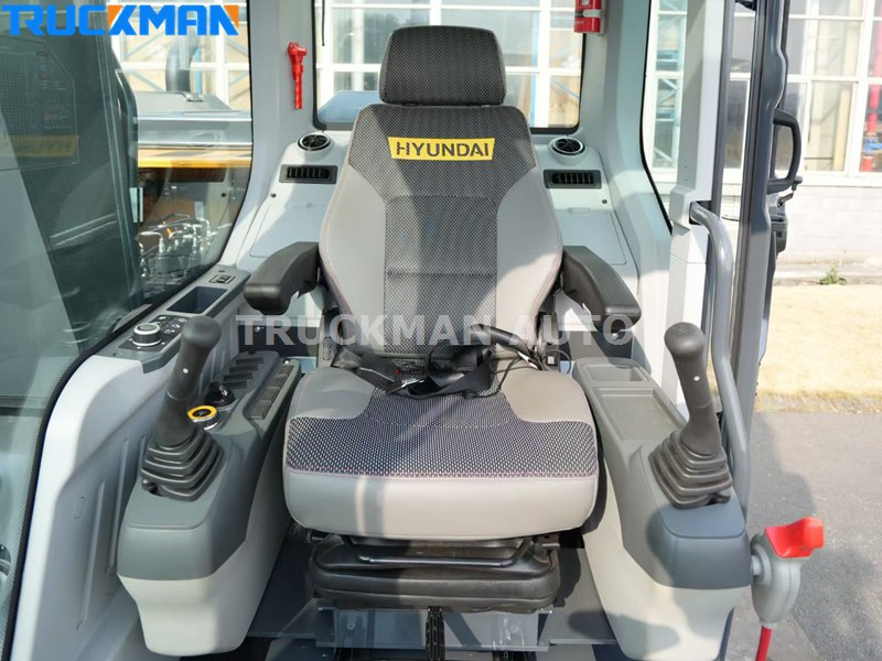 HYUNDAI HX205G