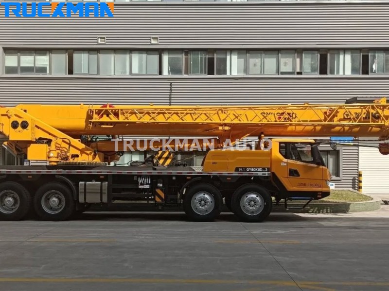 XCMG truck crane