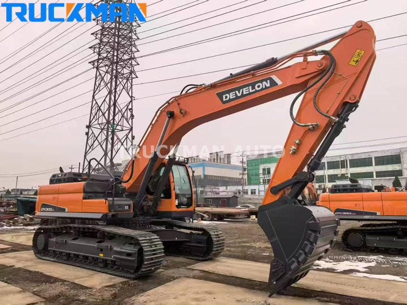 DEVELON DX300LC 30 Tons Excavator