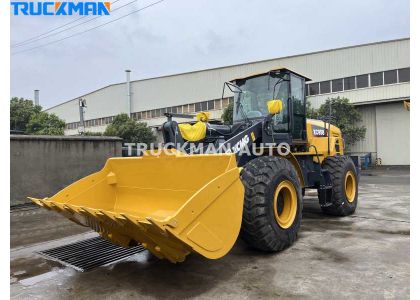 XCMG XC958 Pay Loader To Liberia