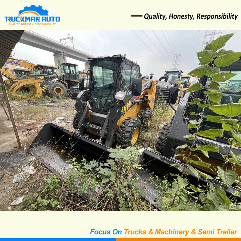 Durable 1.1 Tons 0.6 CBM XCMG XC7-SR10B Skid Steer Loader For Road Works